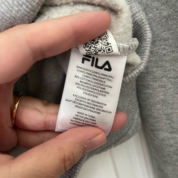 Fila Sweatshirt - Picture 3 of 5